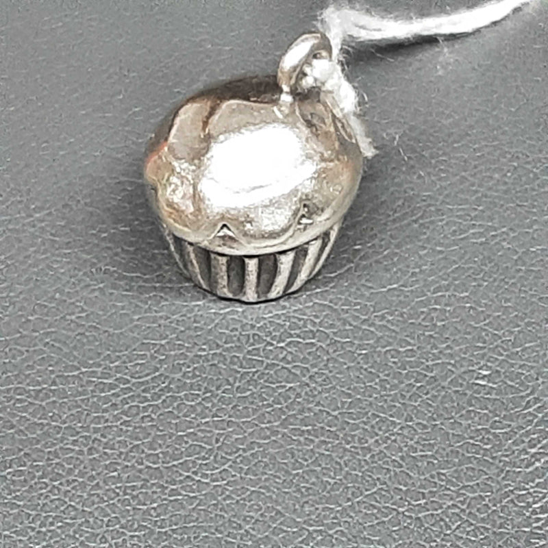 Cupcake James Avery Pendant 4.9 Grams