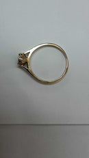 Women's Ring - Yellow Gold 14k (.585) 2 grams Size 8