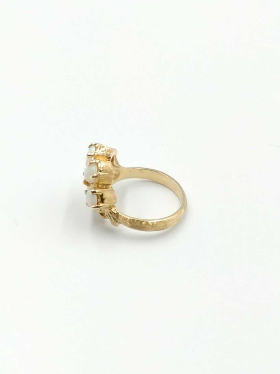 Women's Ring - Yellow Gold 14k (.585) 5.9 grams Size 7