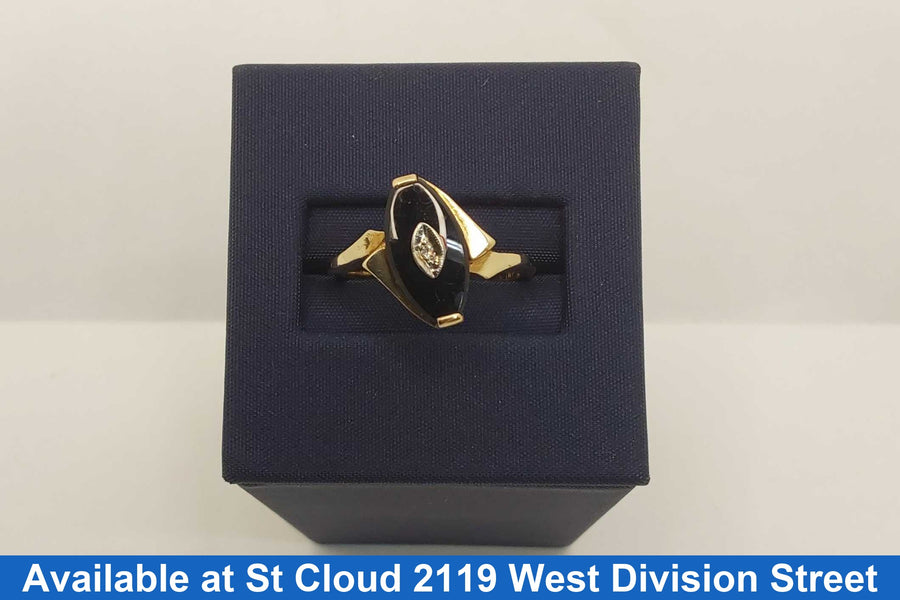 Women's Ring - Yellow Gold 10k (.417) 2.86 grams Size 7