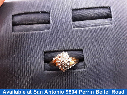 Women's Ring - Yellow Gold 10k (.417) 2.6 grams Size 7.5