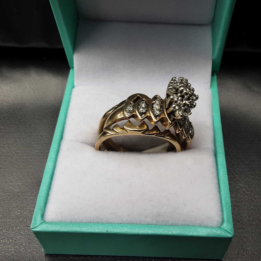 Women's Ring - Yellow Gold 10k (.417) 8.4 grams Size 8