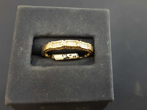 Women's Ring - Yellow Gold 10k (.417) 2.9 grams Size 8.5