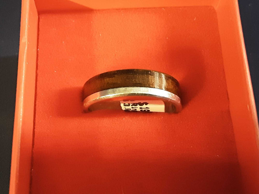 Men's Ring - Silver 3.5 grams Size 9