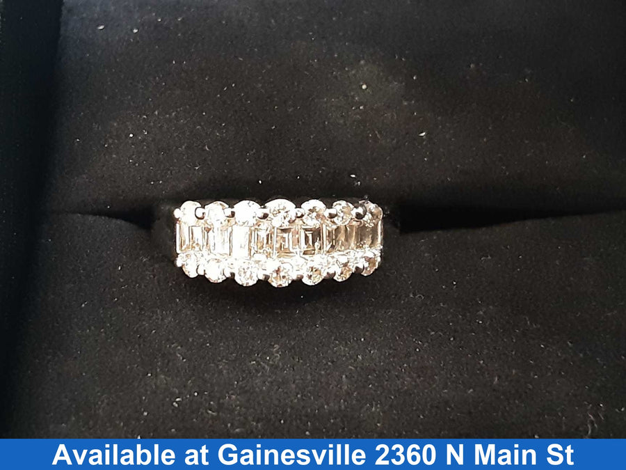 Women's Ring - White Gold 14k (.585) 3.9 grams Size 7.5