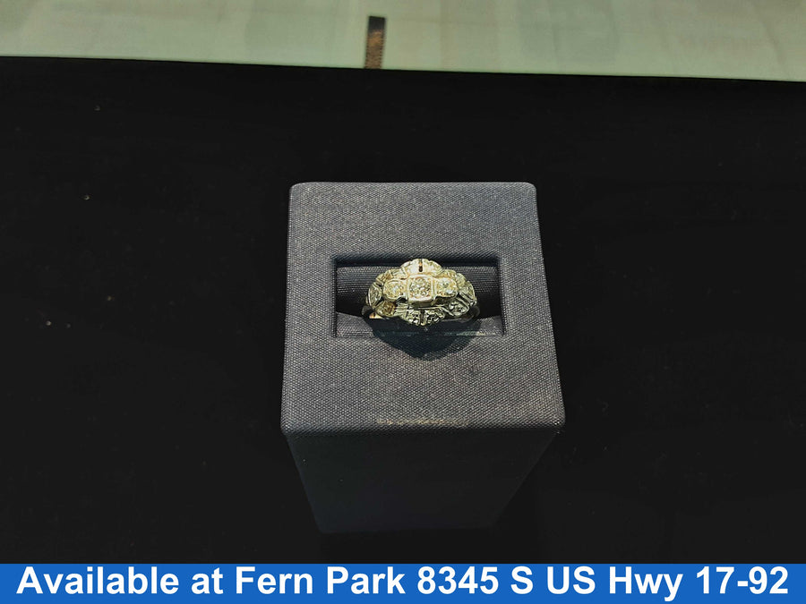 Women's Ring - White Gold 14k (.585) 3.6 grams Size 5.5