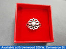 Women's Ring - Silver 5.8 grams Size 8