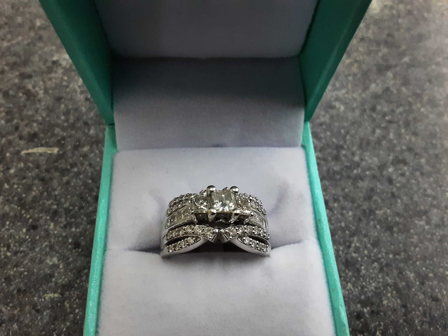 Ring - Engagement Set - White Gold 14k (.585) 9.2 grams Size 7