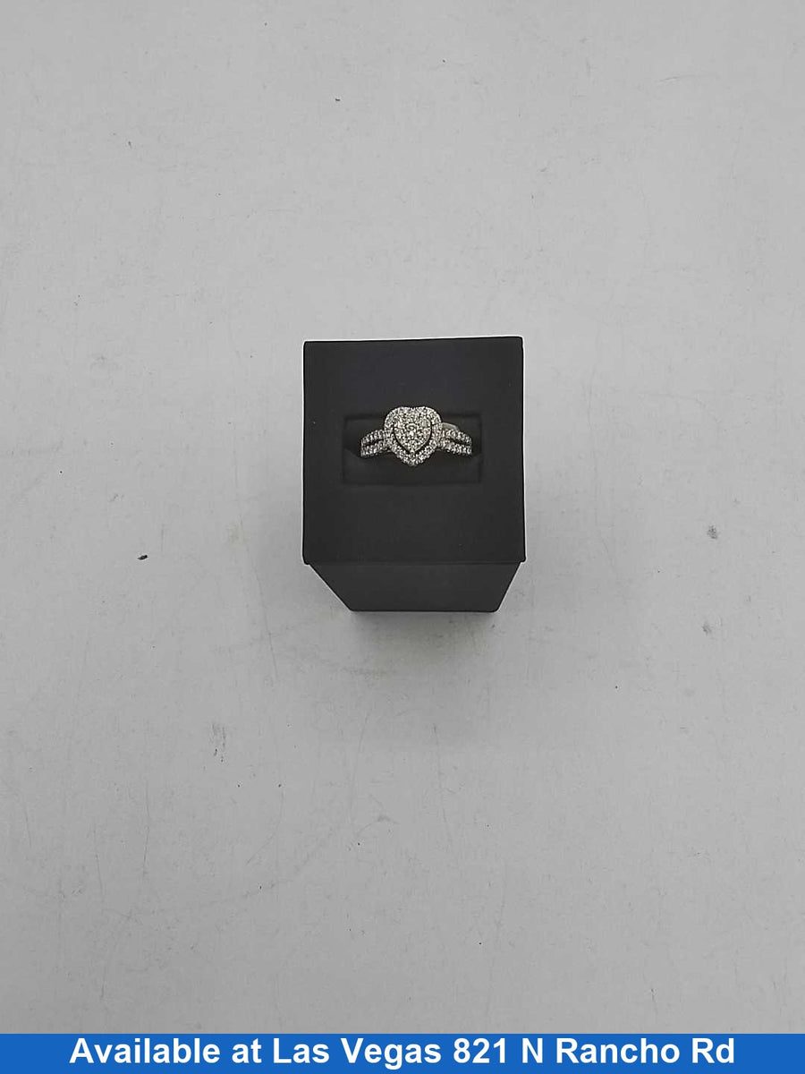 Women's Ring - White Gold 10k (.417) 4.3 grams Size 20
