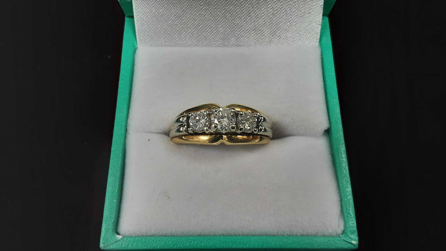 Women's Ring - Yellow Gold 14k (.585) 5.8 grams Size 7.5