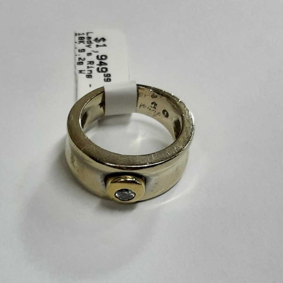 Women's Ring - Solitaire - White Gold 18k (.750) 9.2 grams Size 4