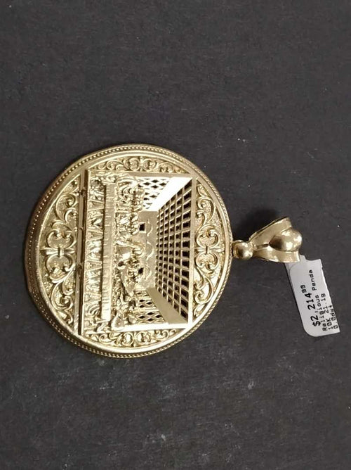 Religious Pendant - Yellow Gold 10k (.417) 21.1 grams