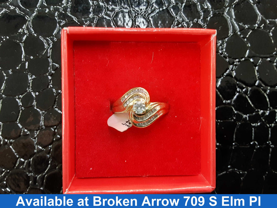 Women's Ring - Yellow Gold 14k (.585) 5 grams Size 20