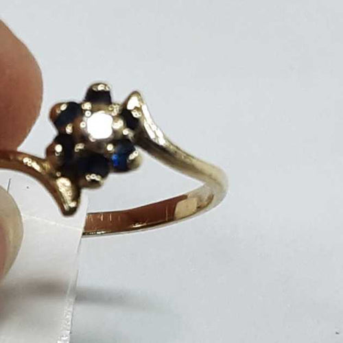 Women's Ring - Solitaire - Yellow Gold 10k (.417) 1.1 grams Size 6