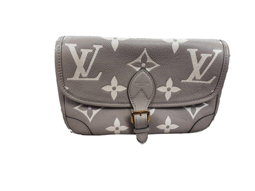 Louis Vuitton Diane Beige / Tan Purse / Handbag