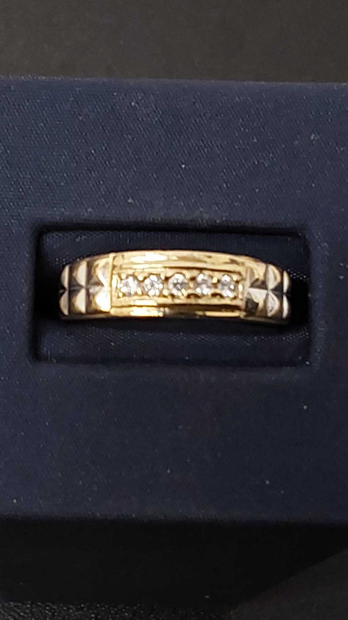 Ring - Wedding Band - Yellow Gold 14k (.585) 4.2 grams Size 9