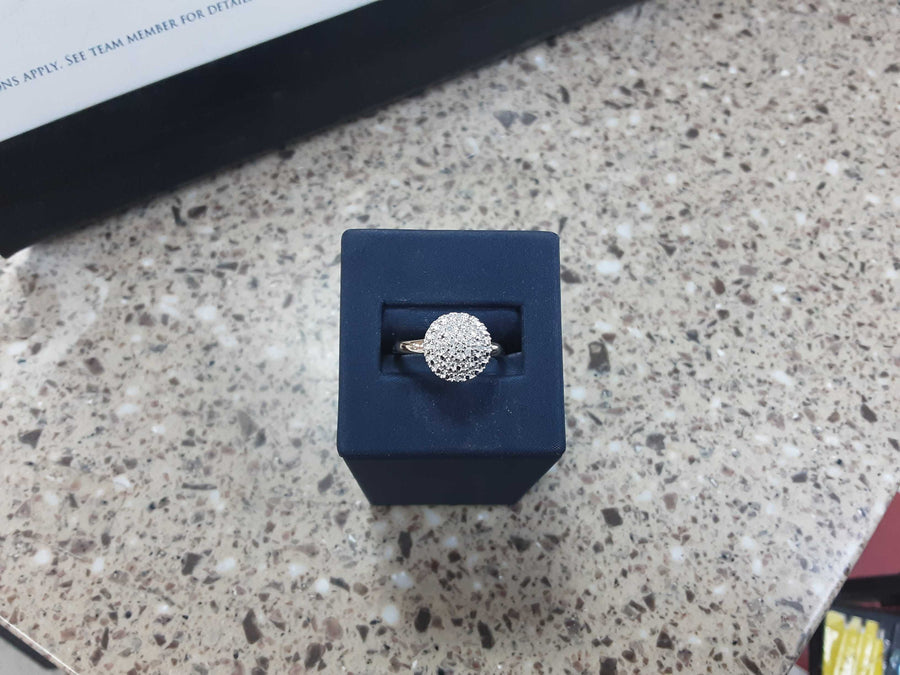 Women's Ring - Yellow Gold 10k (.417) 2.9 grams Size 20