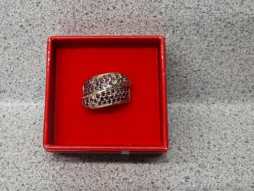 Women's Ring - Yellow Gold 14k (.585) 6.6 grams Size 6.5