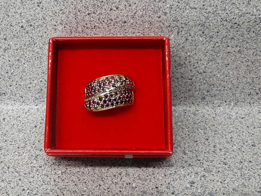 Women's Ring - Yellow Gold 14k (.585) 6.6 grams Size 6.5