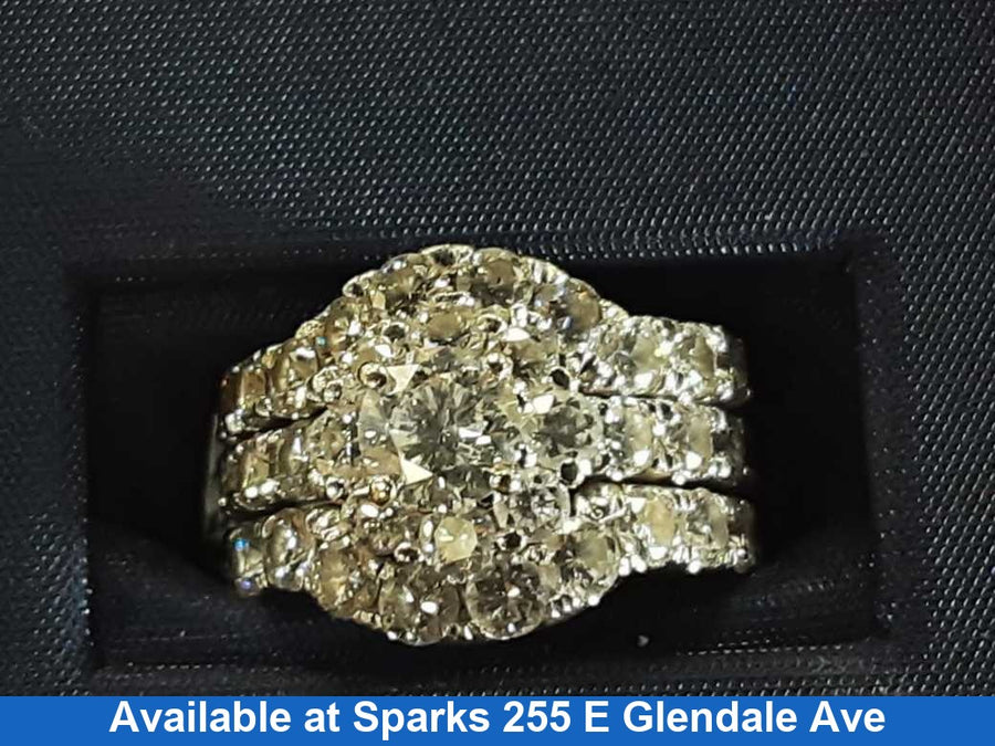 Women's Ring - White Gold 14k (.585) 6.4 grams Size 4