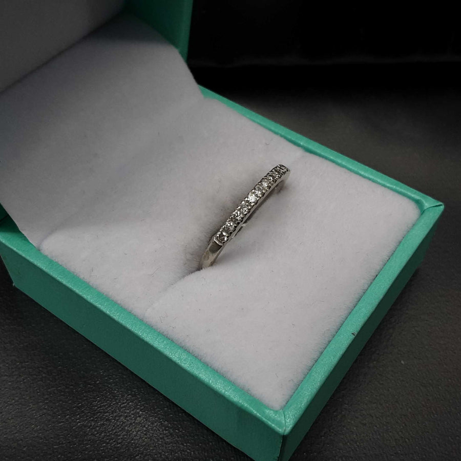 Ring - Wedding Band - White Gold 14k (.585) 2 grams Size 5.5