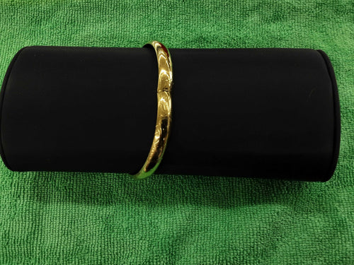 Bangle Bracelet - Yellow Gold 14k (.585) 10.2 grams 7 inch