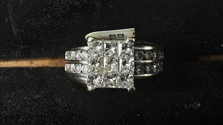 Ring - Wedding Set - White Gold 14k (.585) 7.1 grams Size 7.5