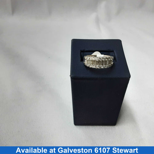 Women's Ring - White Gold 14k (.585) 5.8 grams Size 7