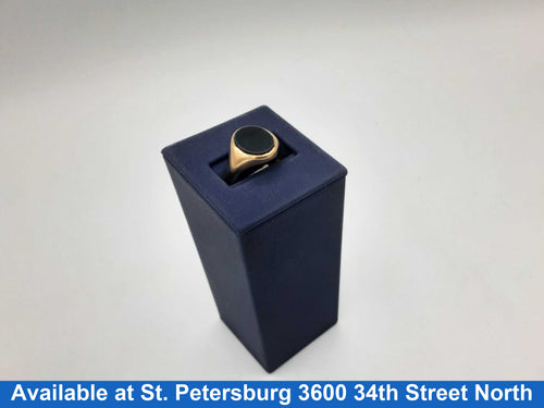 Men's Ring - Yellow Gold 14k (.585) 8.7 grams Size 7.5