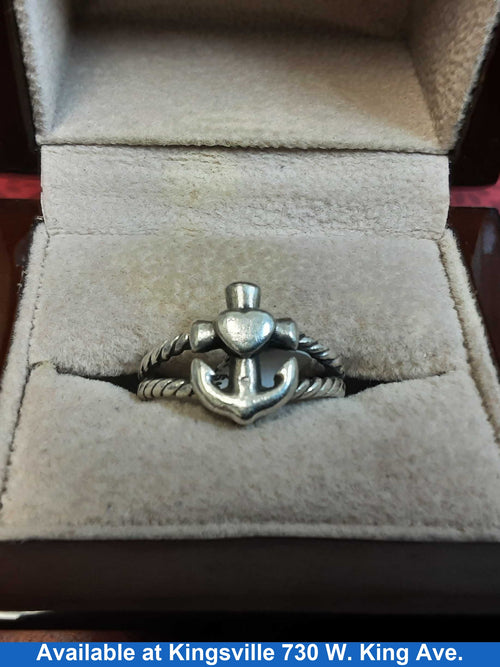 Women's Ring - Silver 4.6 grams Size 7