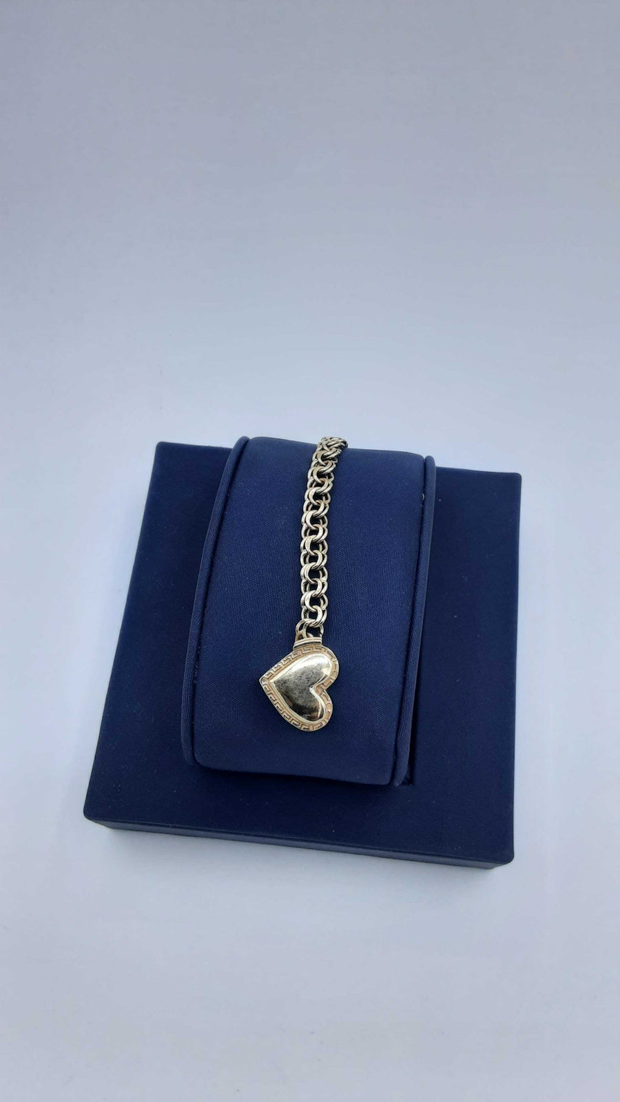 Bracelet - Yellow Gold 10k (.417) 5.2 grams 8 inch