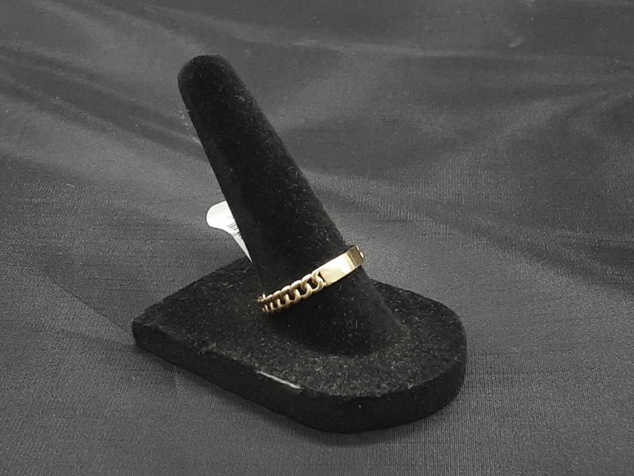 Women's Ring - Yellow Gold 14k (.585) 1.8 grams Size 7.5