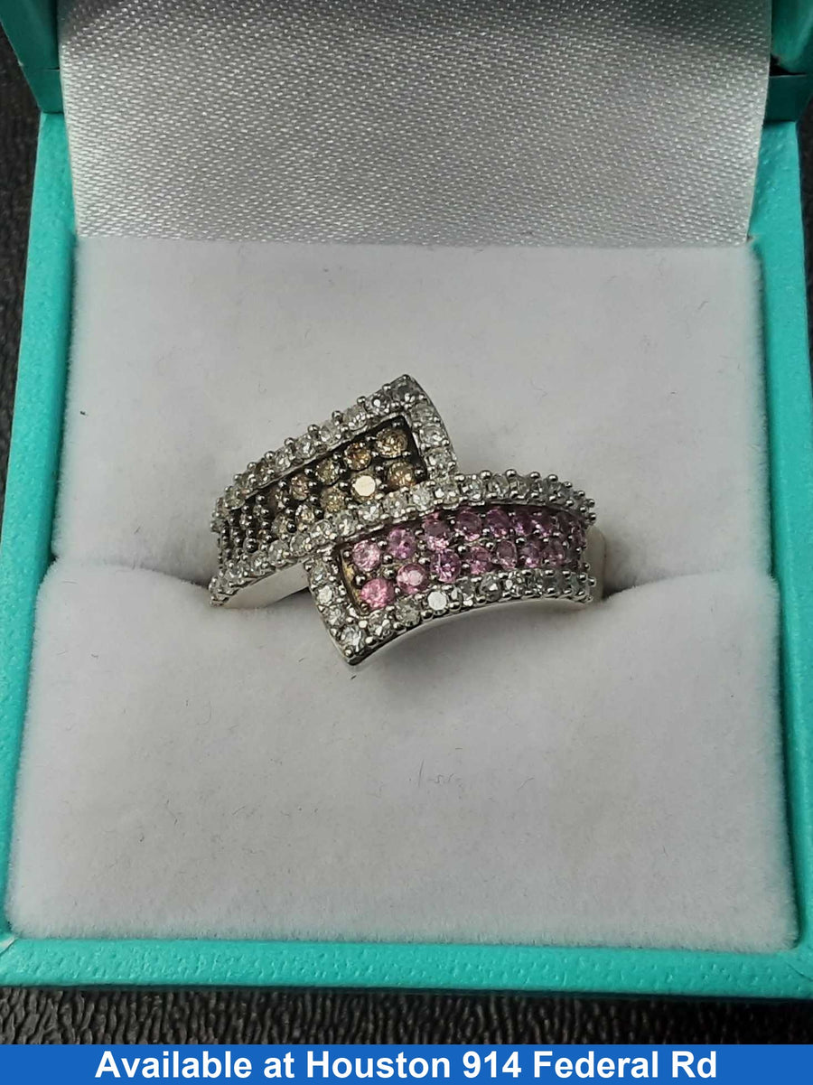 Women's Ring - Yellow Gold 14k (.585) 4.4 grams Size 7