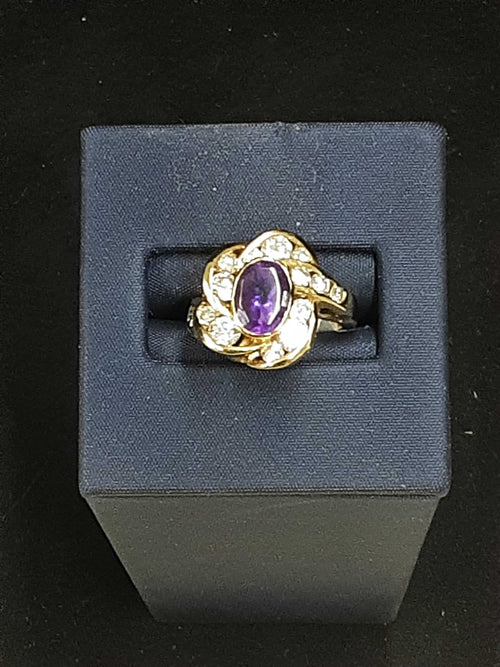 Women's Ring - Yellow Gold 14k (.585) 5.7 grams Size 8