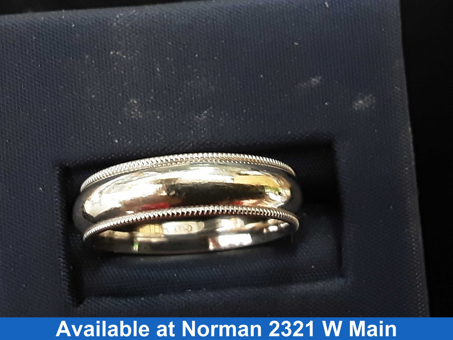 Ring - Wedding Band - White Gold 10k (.417) 4.9 grams Size 8.5