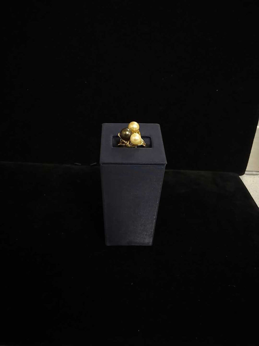 Women's Ring - Yellow Gold 14k (.585) 3.5 grams Size 7