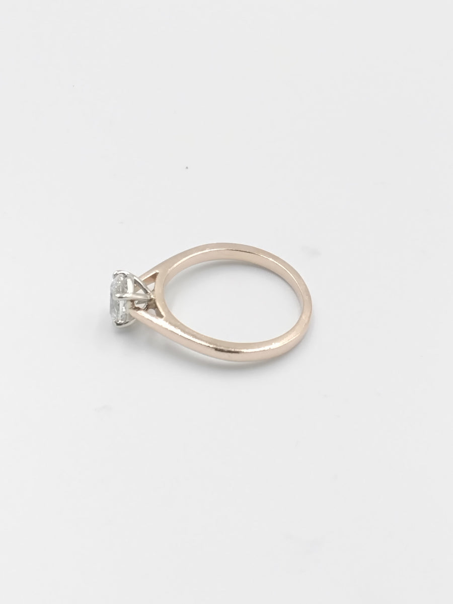 Women's Ring - Solitaire - Yellow Gold 14k (.585) 3.3 grams Size 8.5