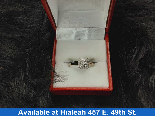 Women's Ring - White Gold 10k (.417) 3.1 grams Size 7