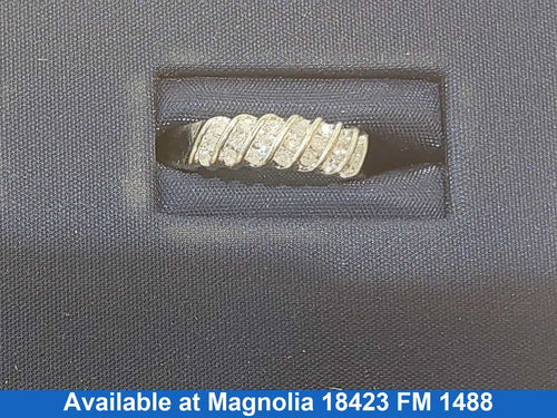 Women's Ring - White Gold 10k (.417) 1.8 grams Size 7