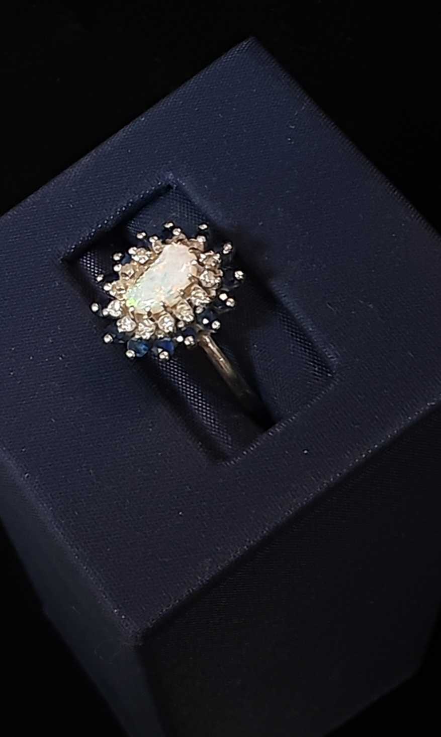 Women's Ring - Yellow Gold 14k (.585) 3.4 grams Size 5.5