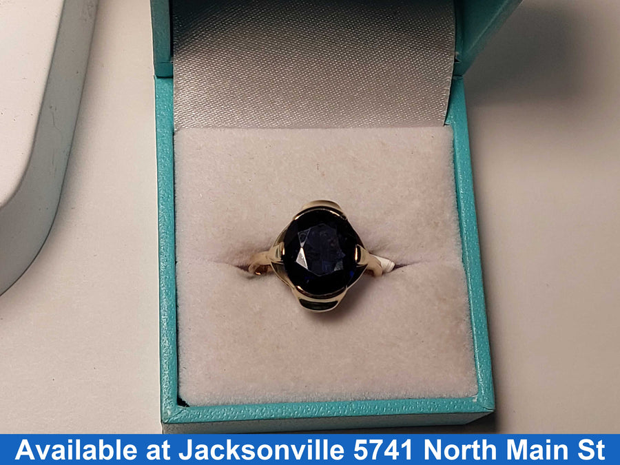 Women's Ring - Yellow Gold 10k (.417) 3.7 grams Size 6.5