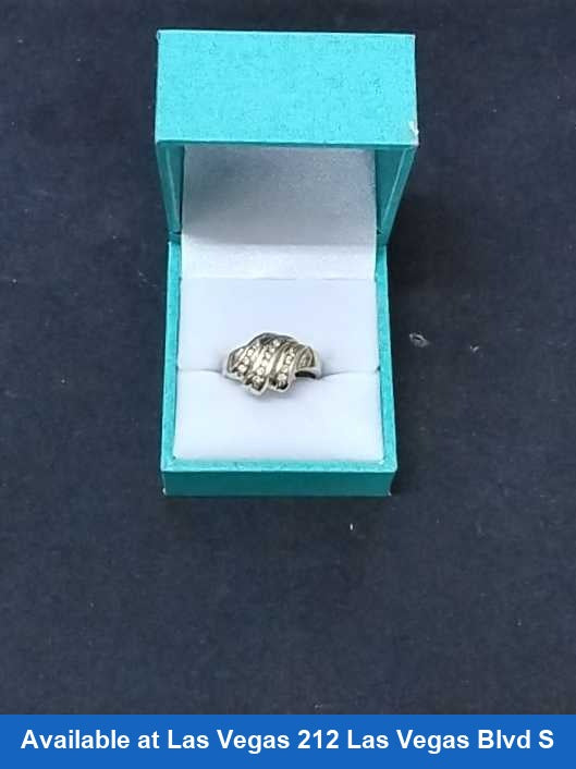 Women's Ring - Yellow Gold 14k (.585) 4.1 grams Size 20