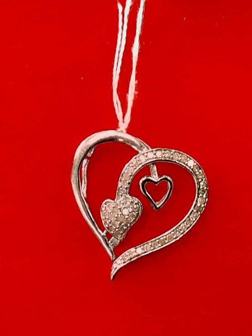 Symbol Pendant - White Gold 10k (.417) 2.1 grams