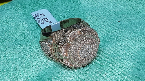 Men's Ring - Yellow Gold 14k (.585) 8.6 grams Size 10