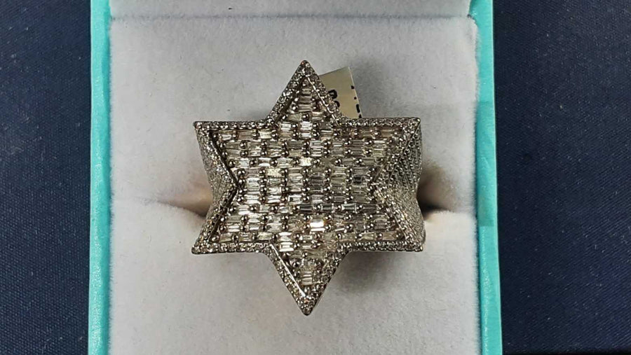 Men's Ring - Yellow Gold 10k (.417) 8.5 grams Size 10