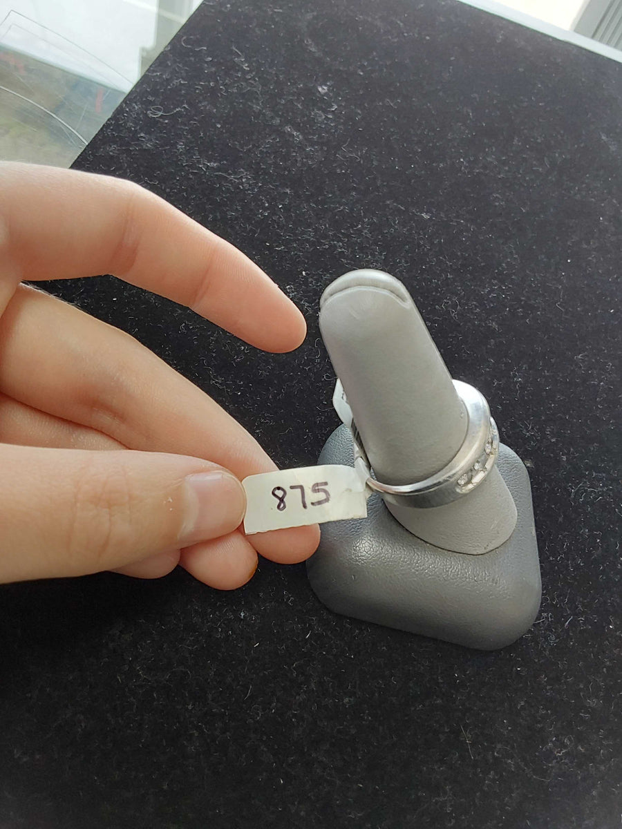 Ring - Wedding Band - Platinum 9 grams Size 10