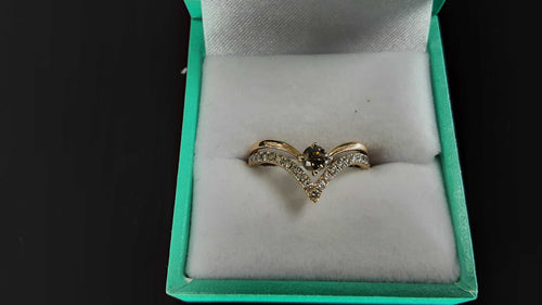 Women's Ring - Yellow Gold 14k (.585) 2.5 grams Size 8