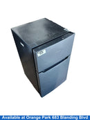 Hisense 4054397 Black Compact Refrigerator