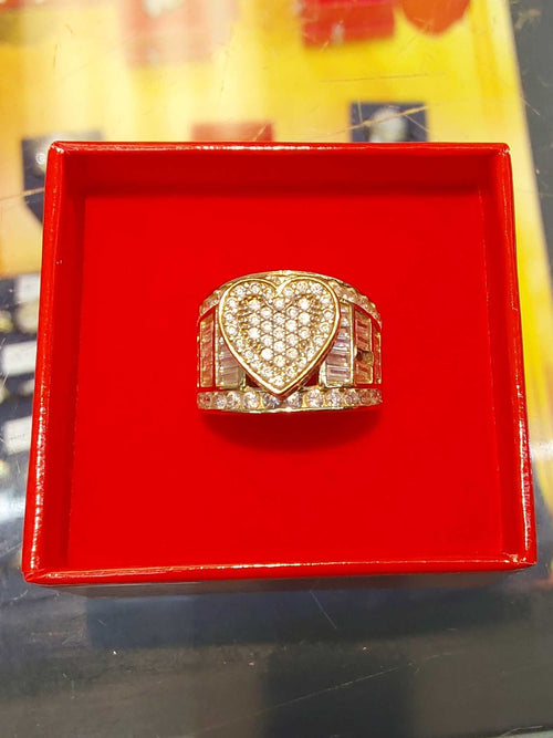 Women's Ring - Yellow Gold 10k (.417) 5 grams Size 7