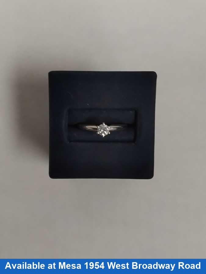 Women's Ring - Solitaire - White Gold 14k (.585) 2.4 grams Size 5